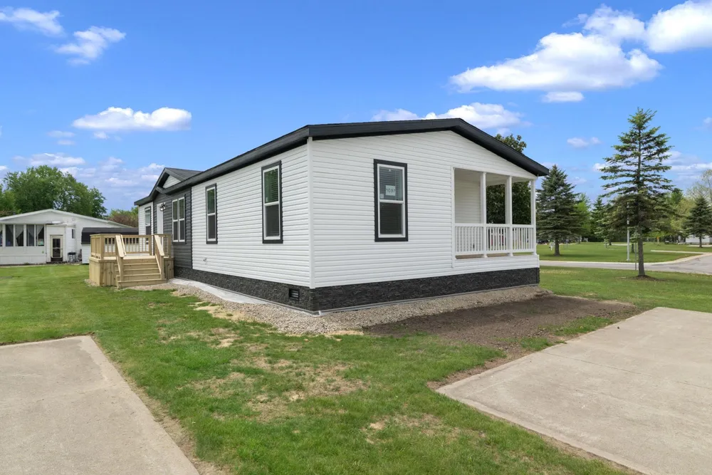 4087 Sunset Maple Drive Brown City City, MI 48416