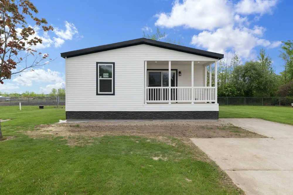 7198 W Mapleview Circle Brown City City, MI 48416