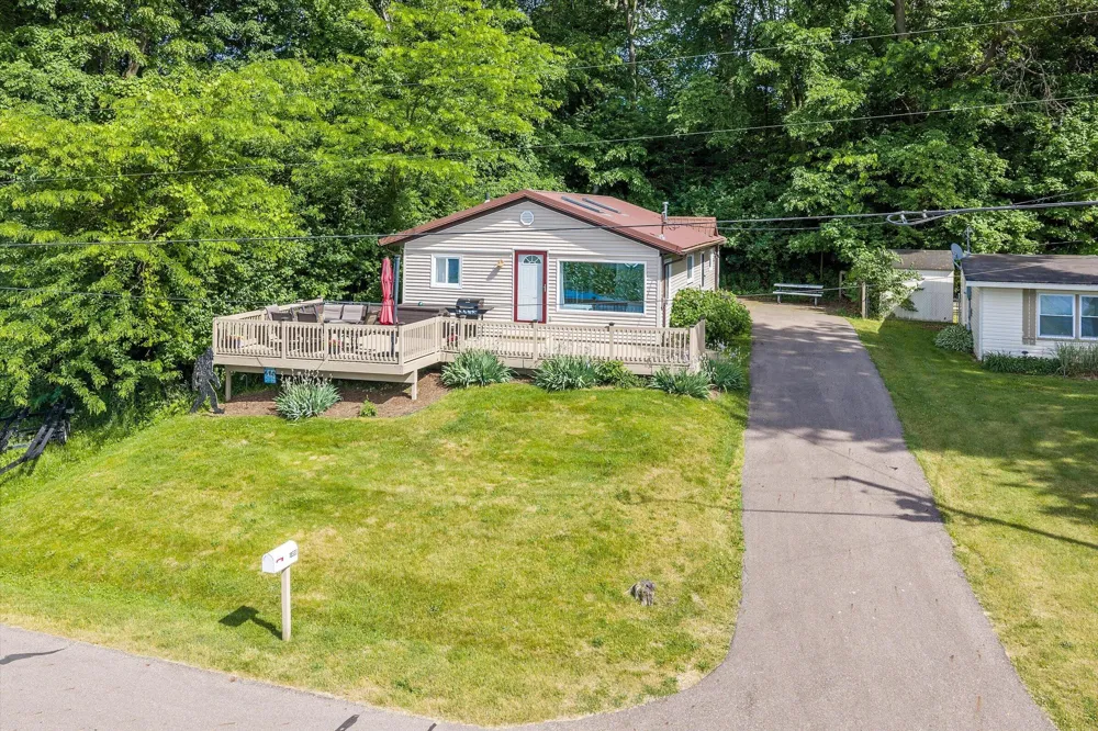 10333 Walnut Drive Fabius Township, MI 49093