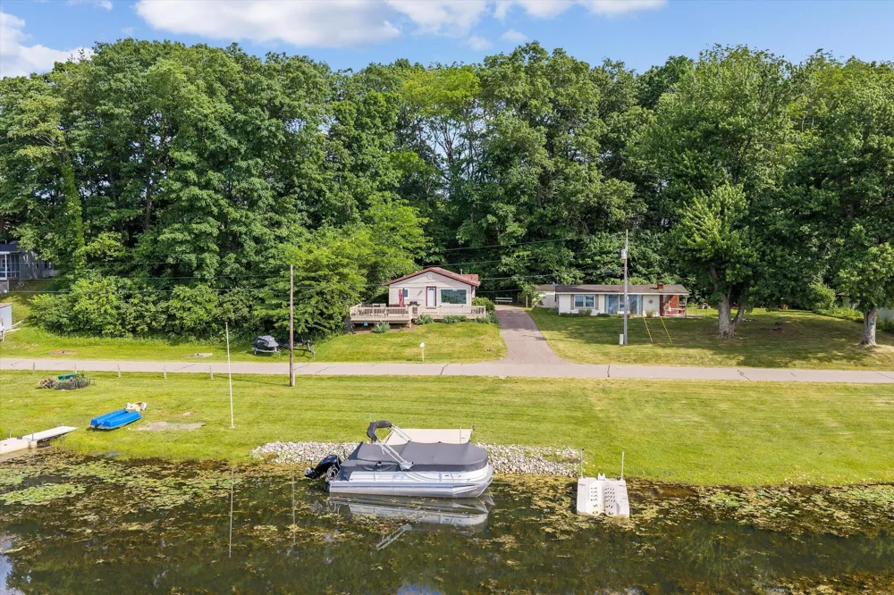 10333 Walnut Drive Fabius Township, MI 49093