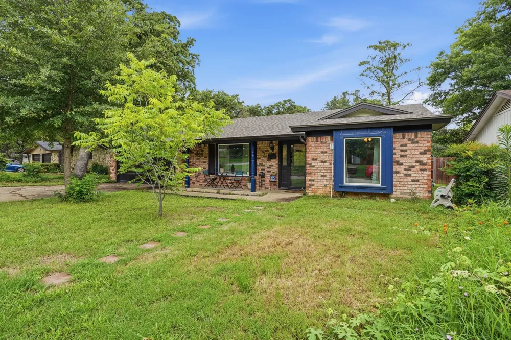 6801 Yolanda Drive Fort Worth, TX 76112