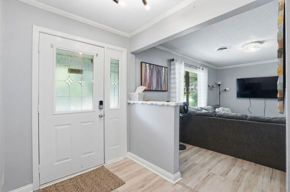 6801 Yolanda Drive Fort Worth, TX 76112