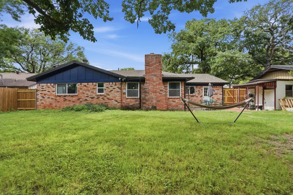 6801 Yolanda Drive Fort Worth, TX 76112