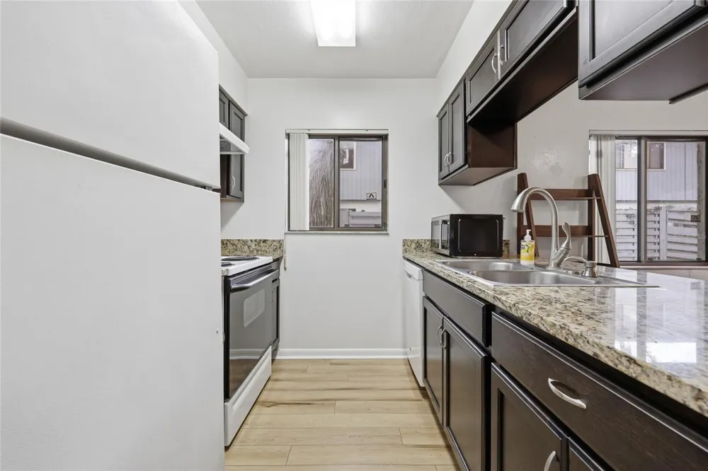3600 SW 19TH AVENUE #5D Gainesville, FL 32607