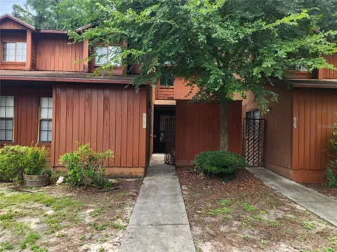 823 SW 58TH TERRACE