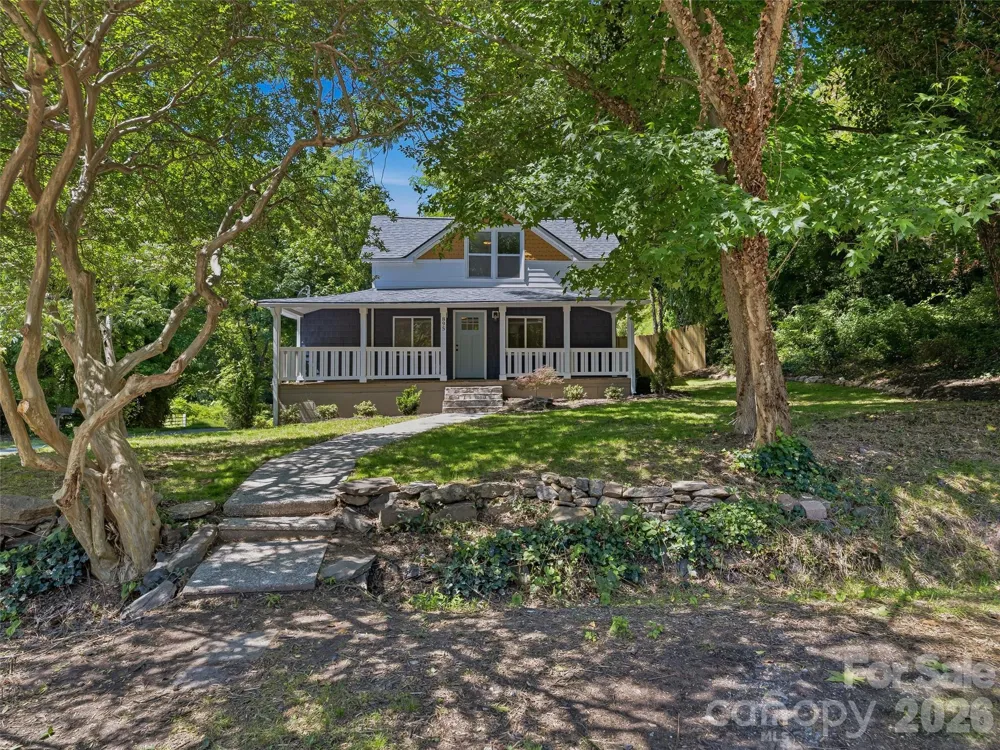 895 Trade Street Tryon, NC 28782