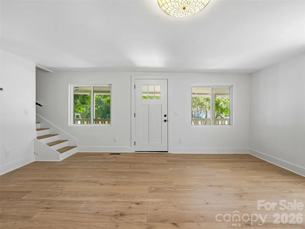 895 Trade Street Tryon, NC 28782