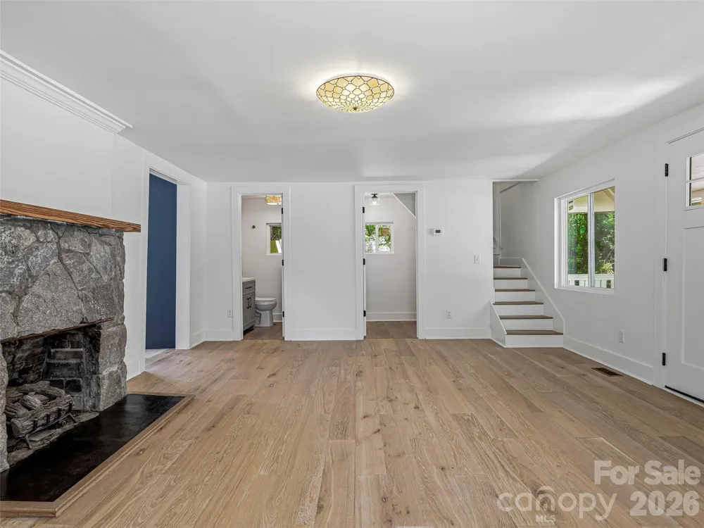 895 Trade Street Tryon, NC 28782