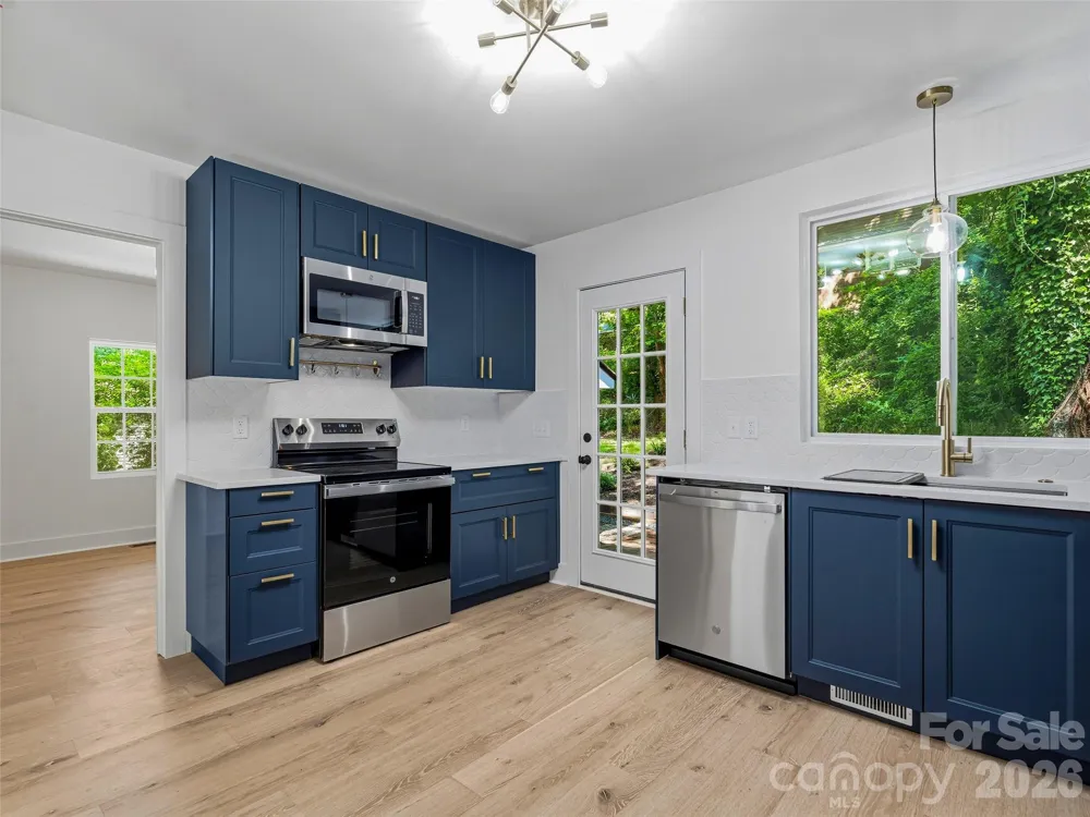 895 Trade Street Tryon, NC 28782