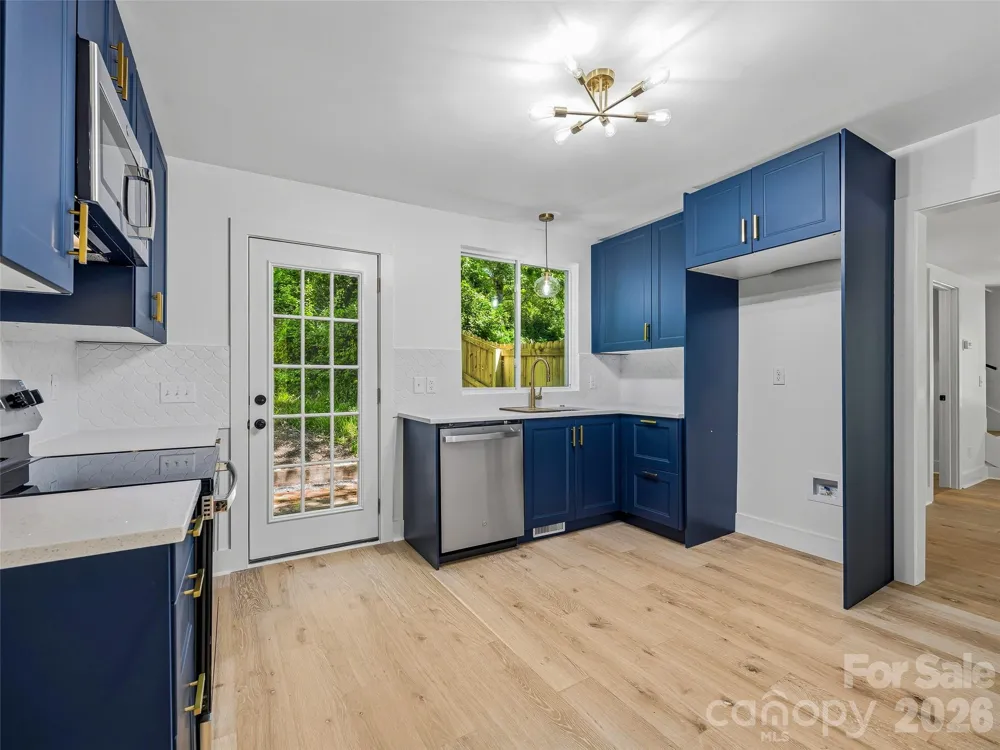 895 Trade Street Tryon, NC 28782