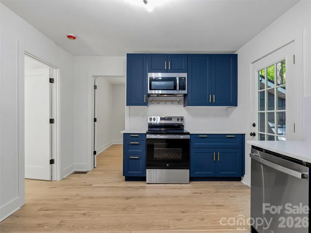 895 Trade Street Tryon, NC 28782