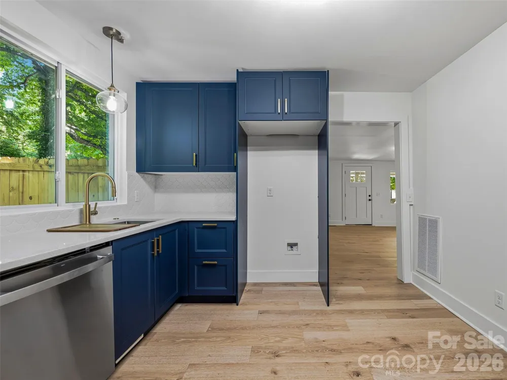 895 Trade Street Tryon, NC 28782