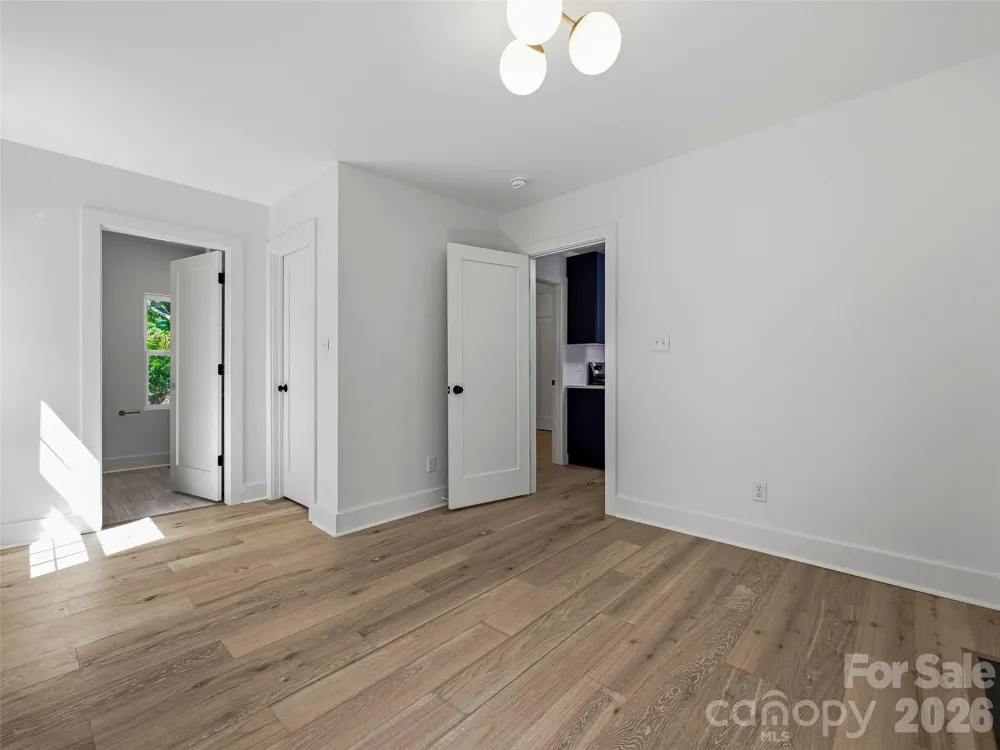 895 Trade Street Tryon, NC 28782