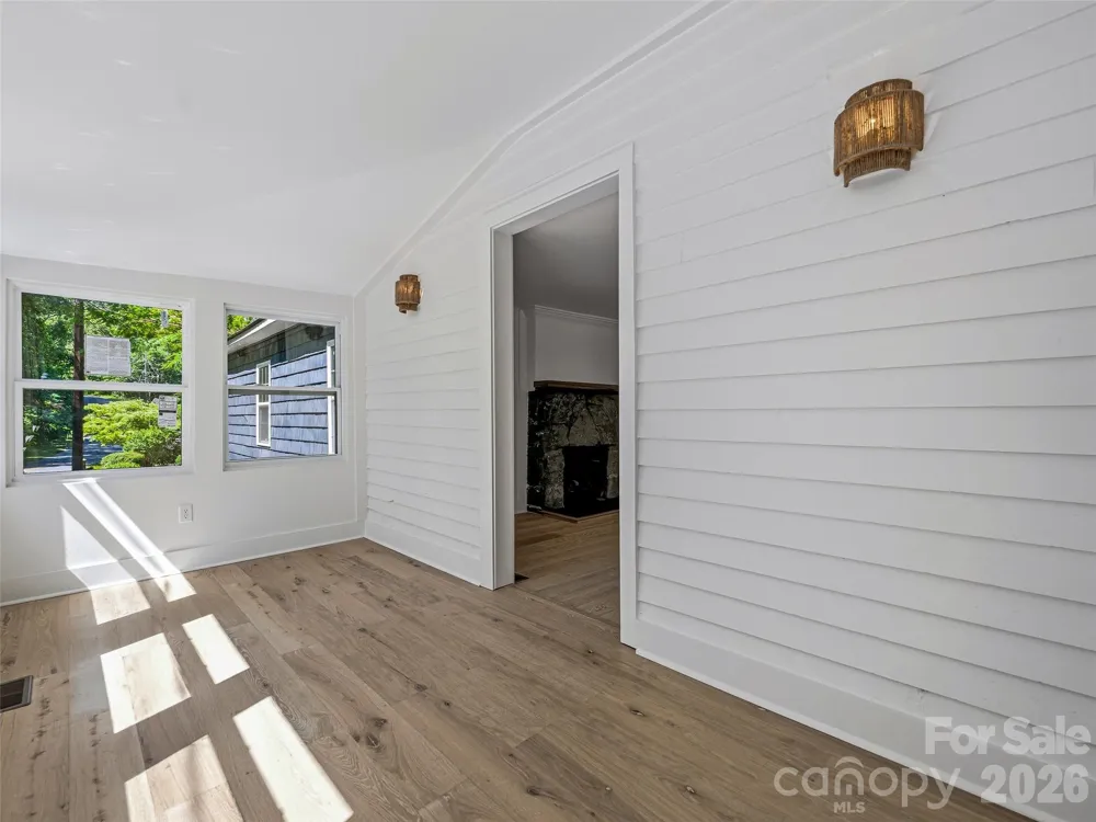 895 Trade Street Tryon, NC 28782