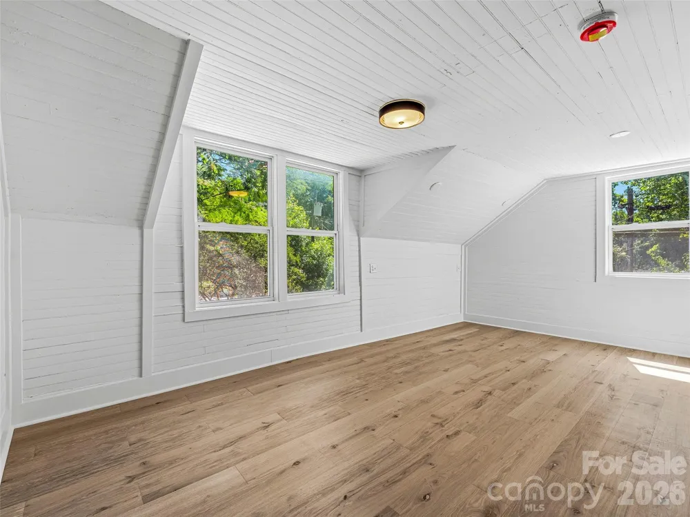 895 Trade Street Tryon, NC 28782