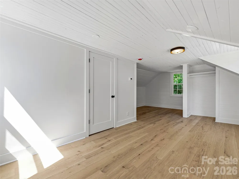 895 Trade Street Tryon, NC 28782