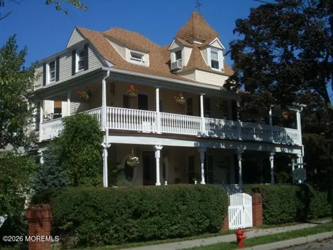 29 4th Avenue #1st Floor