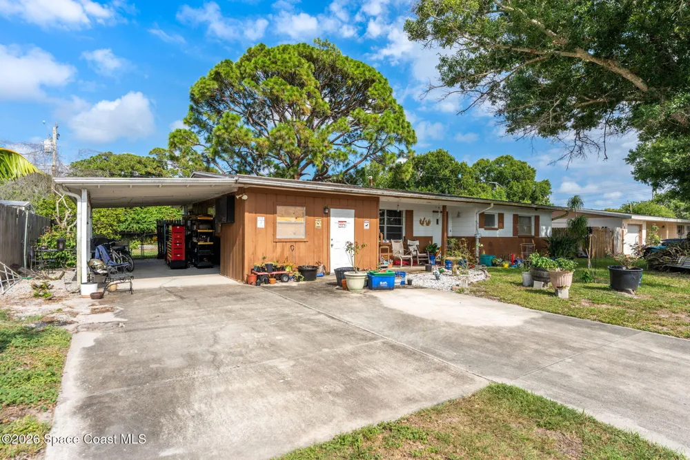 2846 Davis Lane Rockledge, FL 32955