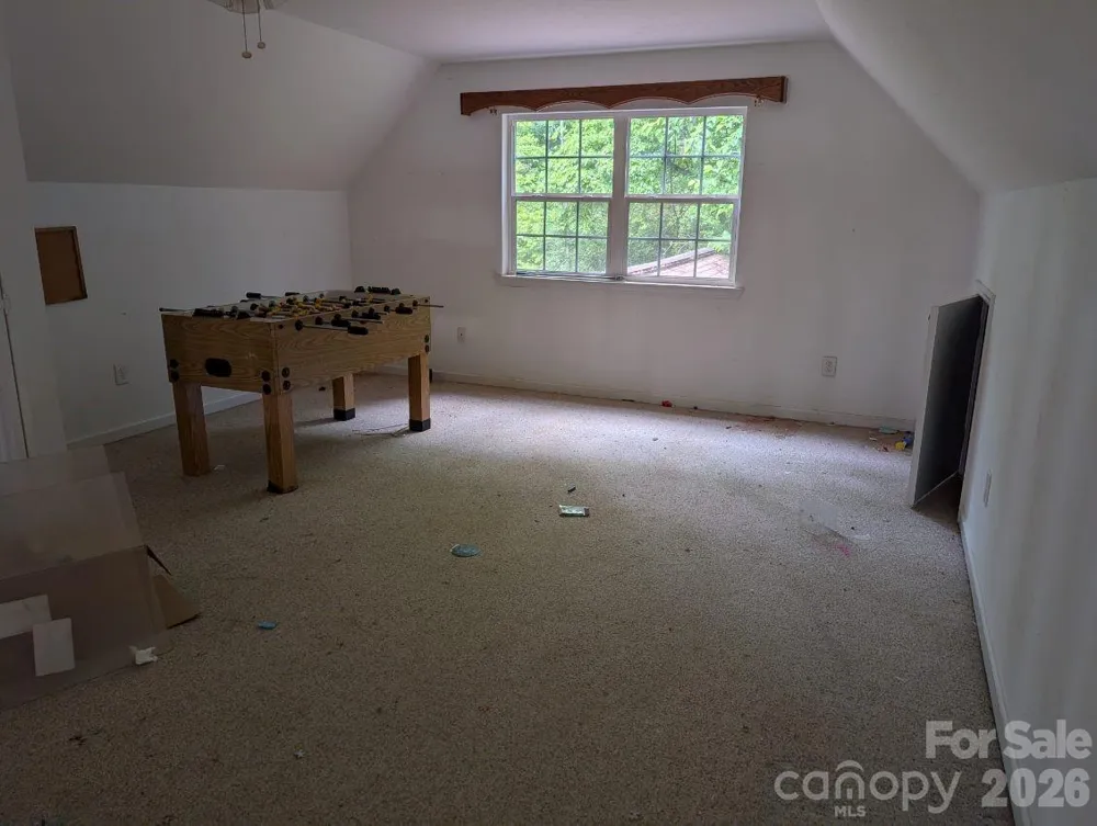 197 Dogwood Drive Hayesville, NC 28904
