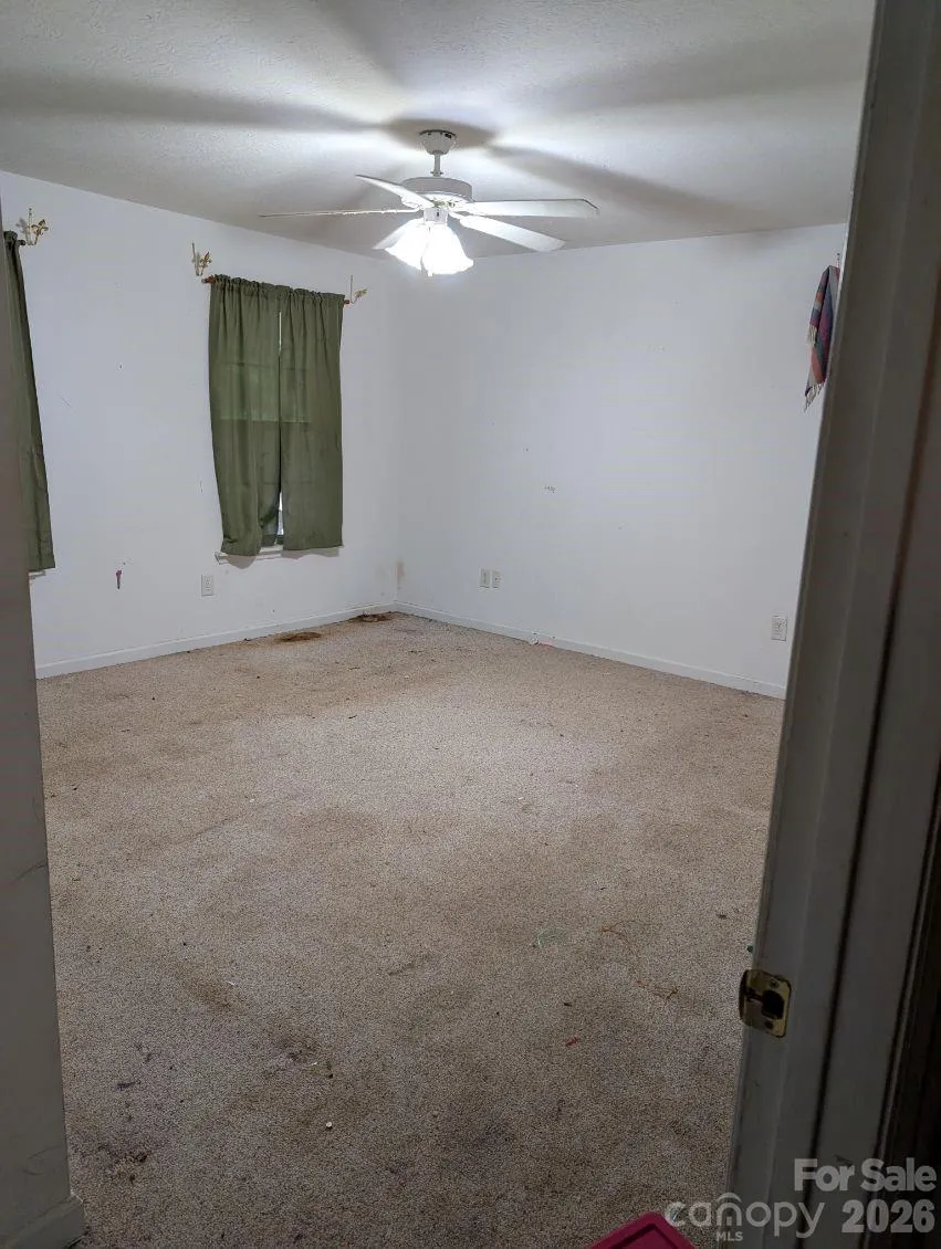 197 Dogwood Drive Hayesville, NC 28904