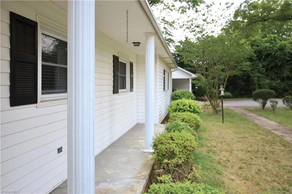 9355 Styers Ferry Road Clemmons, NC 27012