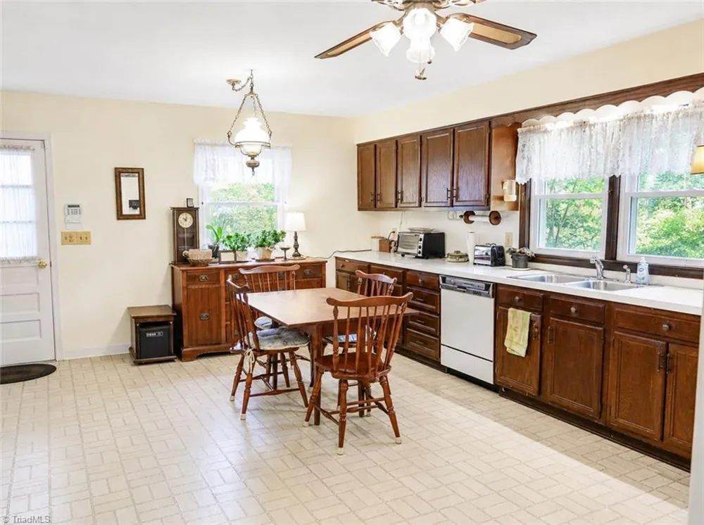 9355 Styers Ferry Road Clemmons, NC 27012