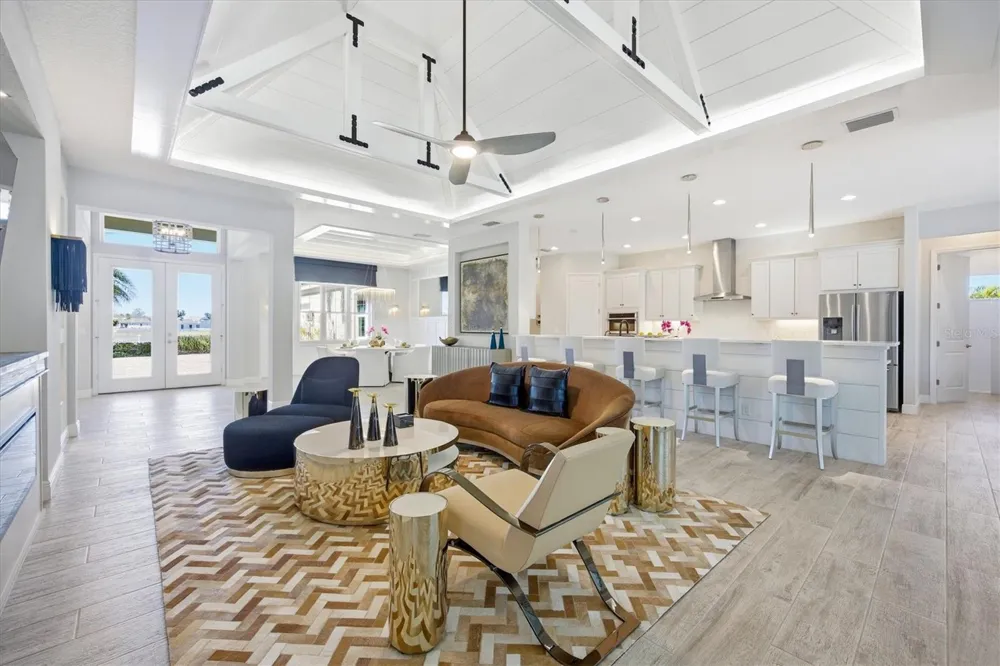 3467 COMPOUND COURT Sarasota, FL 34240