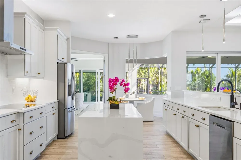 3467 COMPOUND COURT Sarasota, FL 34240