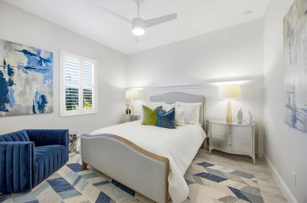 3467 COMPOUND COURT Sarasota, FL 34240