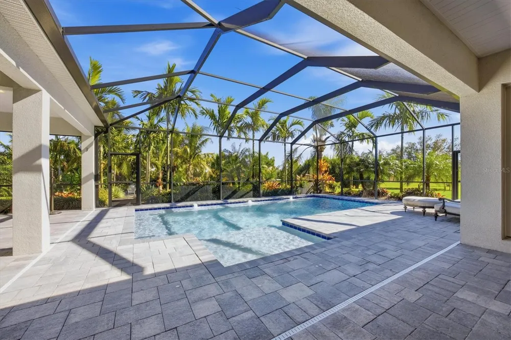 3467 COMPOUND COURT Sarasota, FL 34240