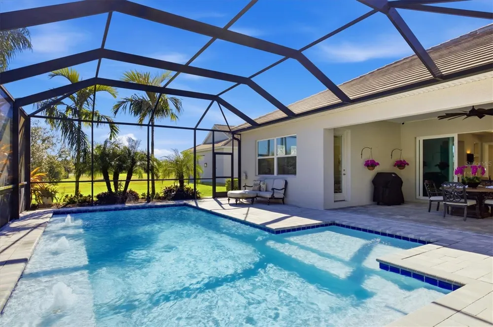 3467 COMPOUND COURT Sarasota, FL 34240