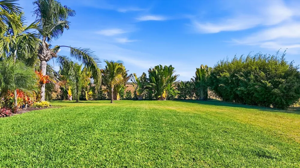 3467 COMPOUND COURT Sarasota, FL 34240