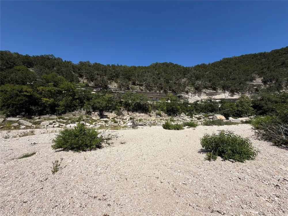 17702 Sandy Lane Jonestown, TX 78645