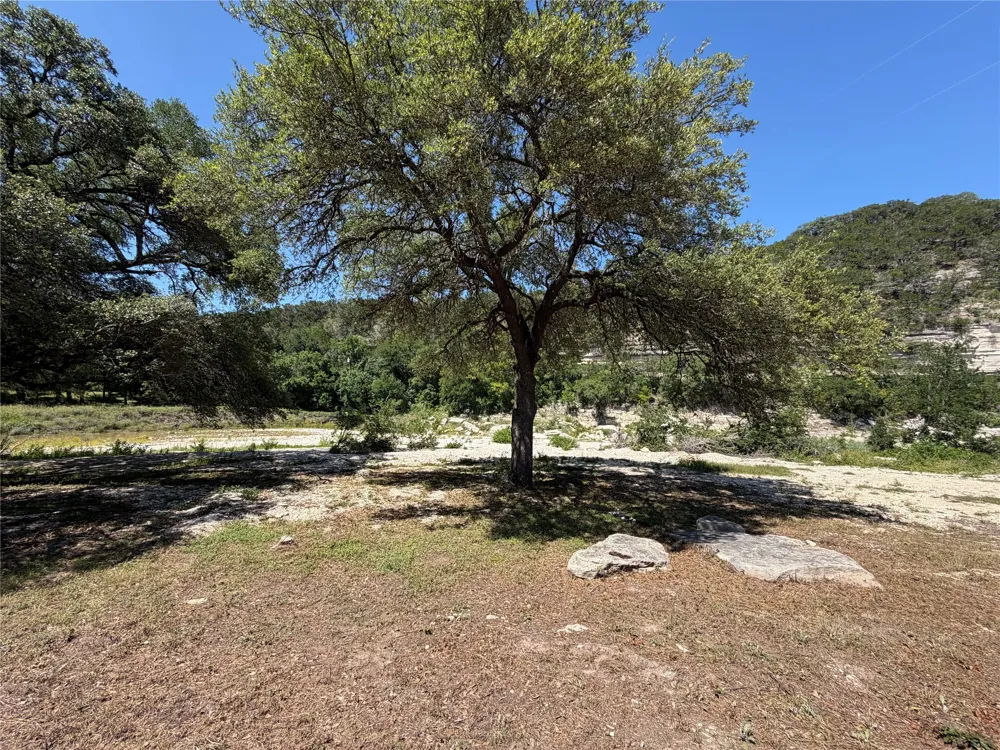 17702 Sandy Lane Jonestown, TX 78645