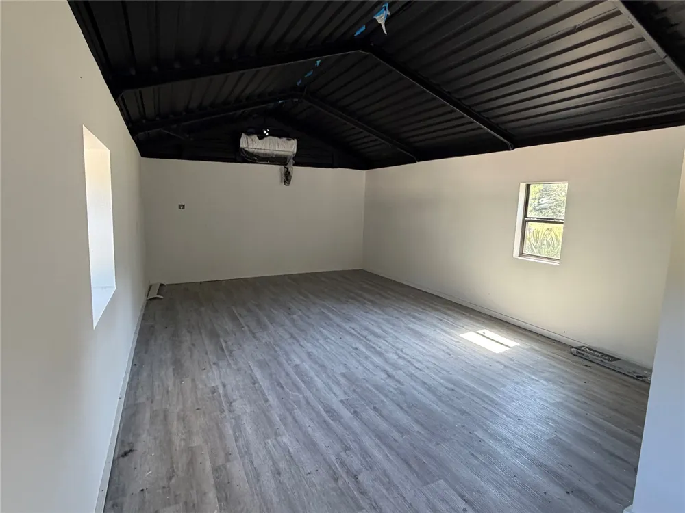 17702 Sandy Lane Jonestown, TX 78645