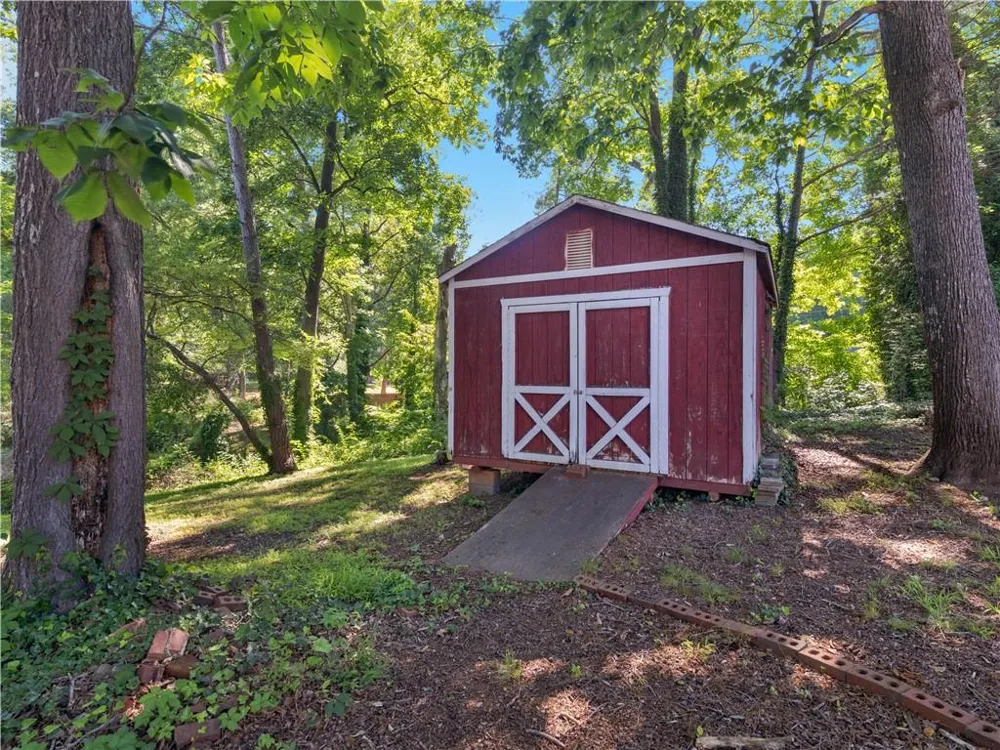 3790 Sweetbriar Circle Lithia Springs, GA 30122