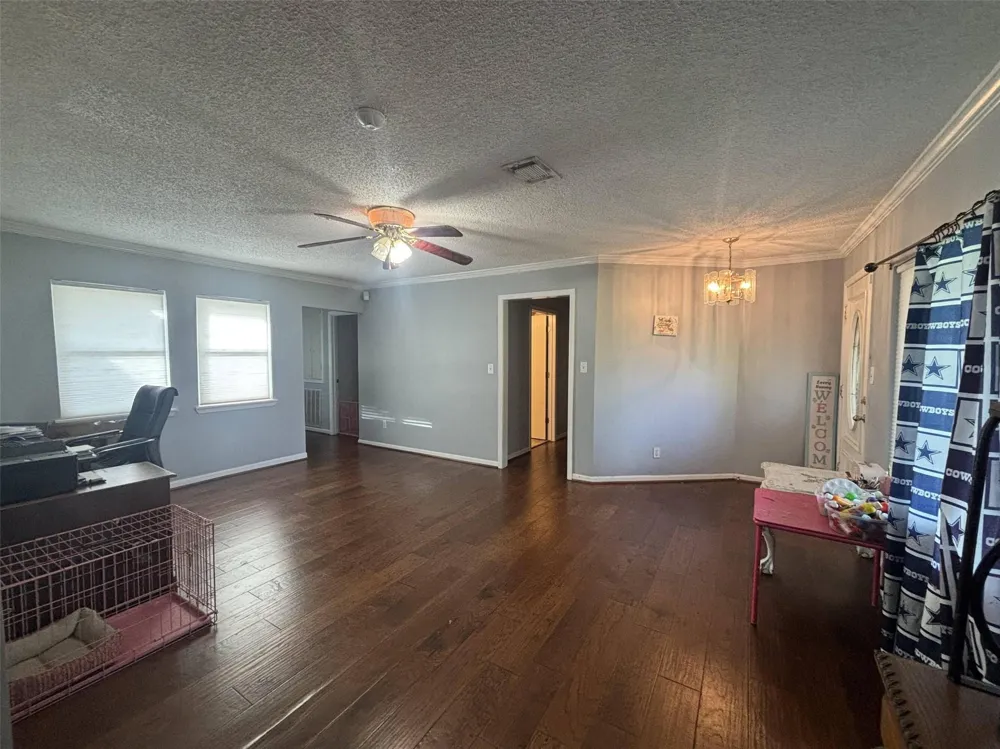 7490 Highway 146 Liberty, TX 77575