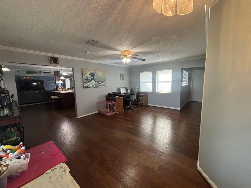 7490 Highway 146 Liberty, TX 77575
