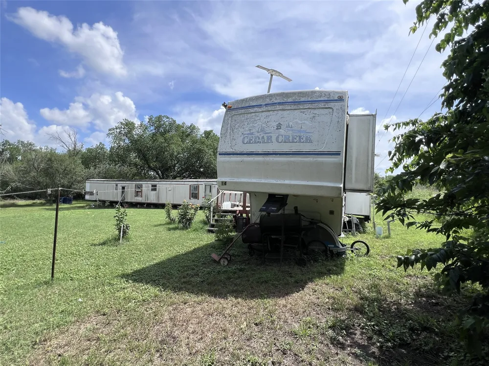 10001 Peterson Road Del Valle, TX 78617
