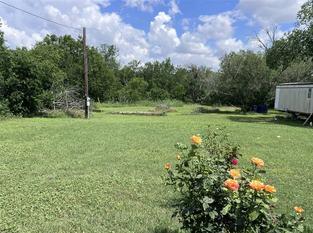 10001 Peterson Road Del Valle, TX 78617