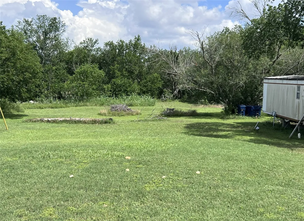 10001 Peterson Road Del Valle, TX 78617
