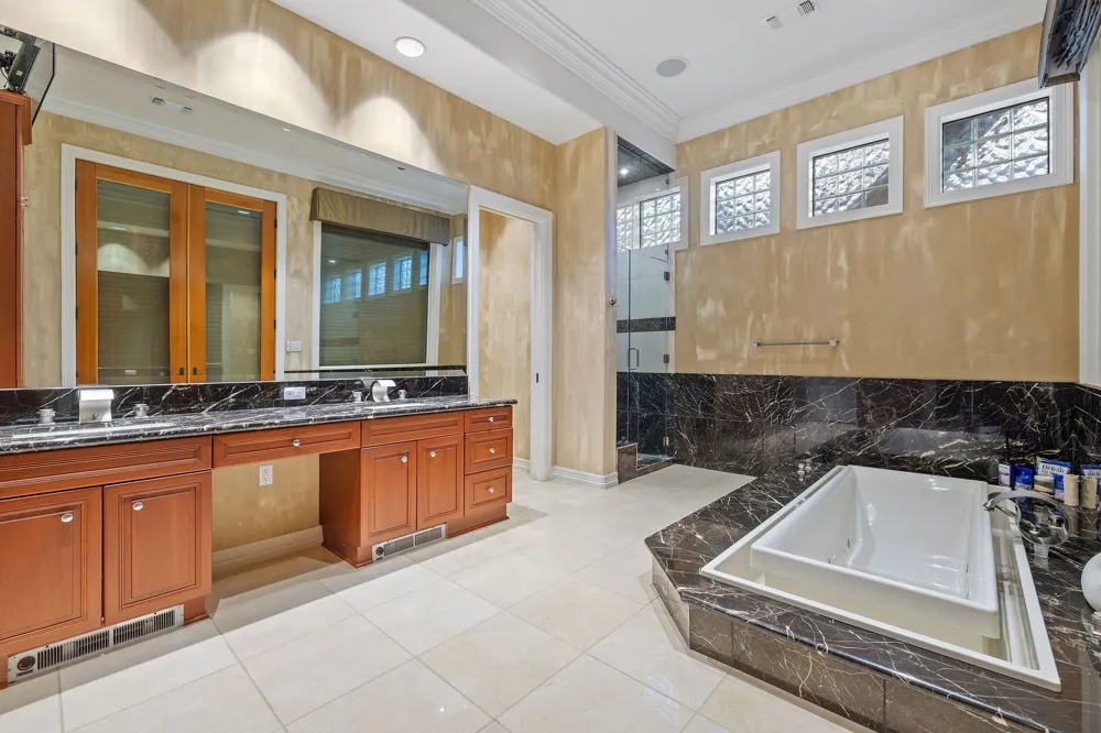 101 Matern Court Horseshoe Bay, TX 78657