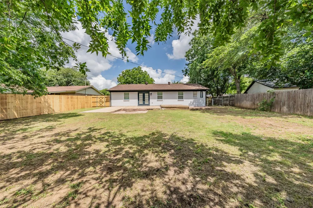 6532 Moonglow Lane Watauga, TX 76148