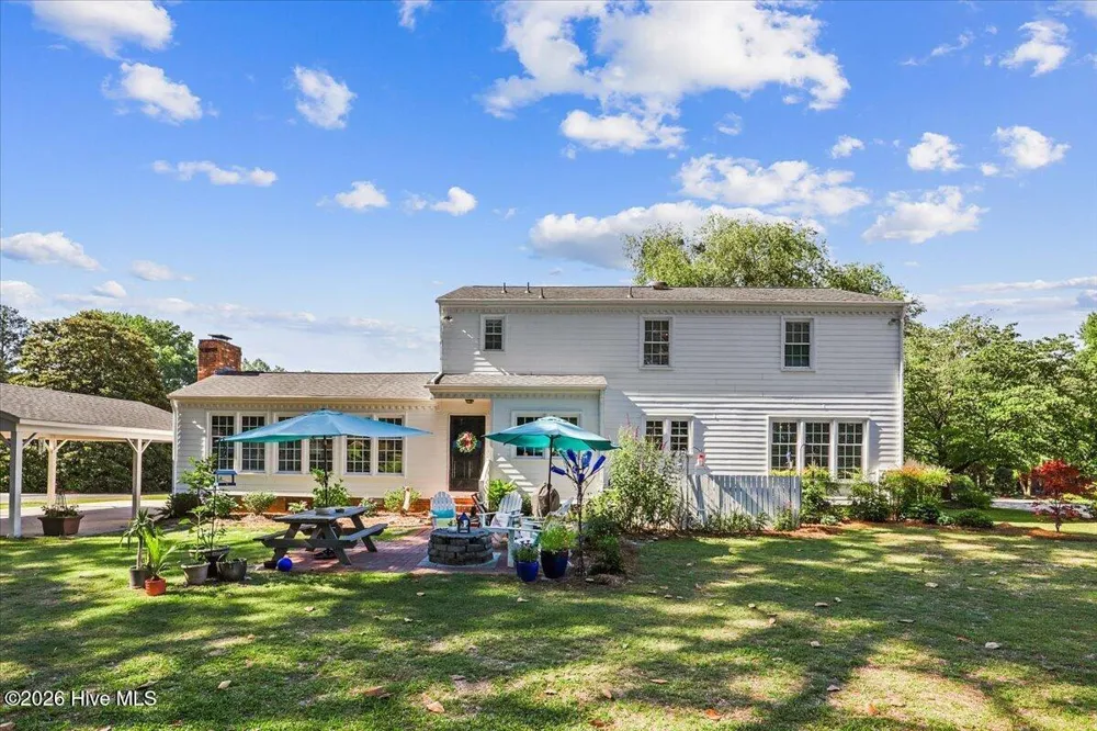 206 Ramblewood Drive Mount Olive, NC 28365