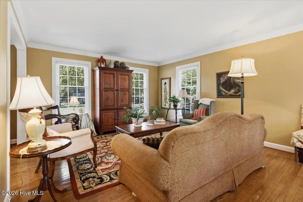 206 Ramblewood Drive Mount Olive, NC 28365