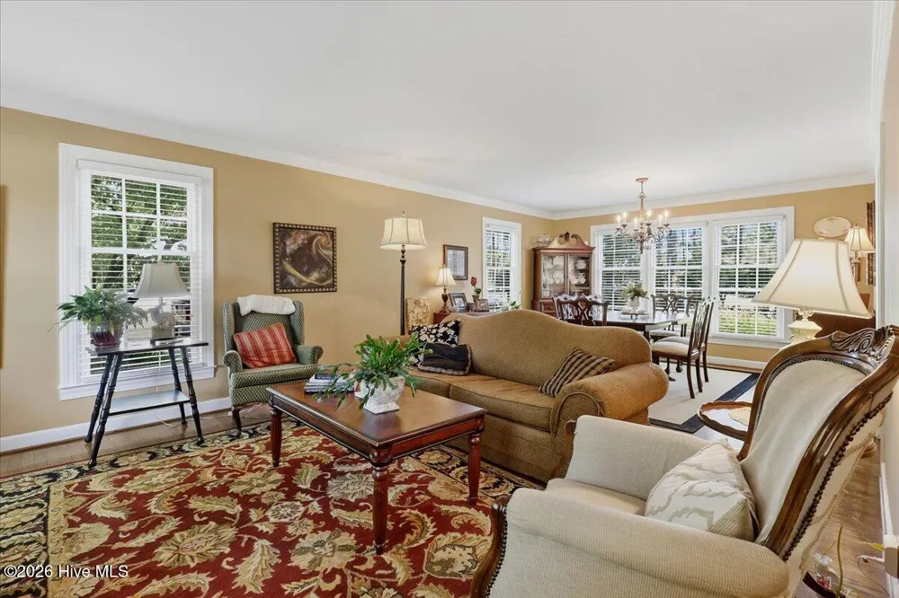 206 Ramblewood Drive Mount Olive, NC 28365