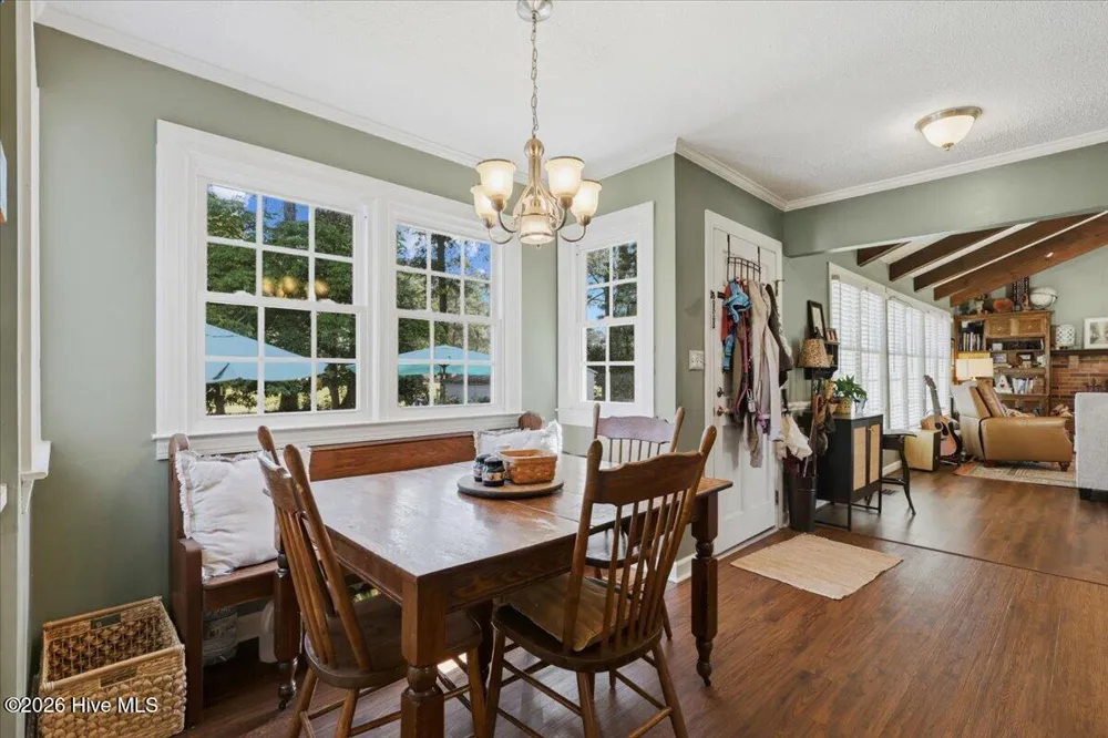 206 Ramblewood Drive Mount Olive, NC 28365