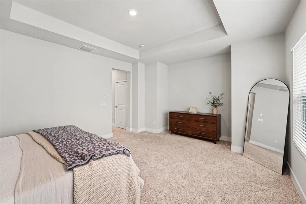 2511 GRADY AVENUE #50 Tampa, FL 33607