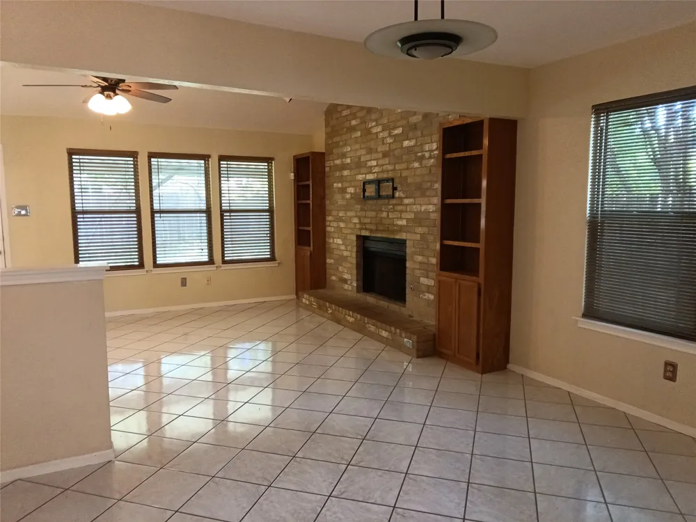 514 Maple Run Round Rock, TX 78664