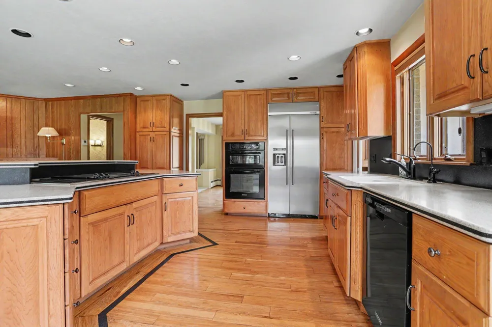757 Kalamazoo Avenue Marshall, MI 49068